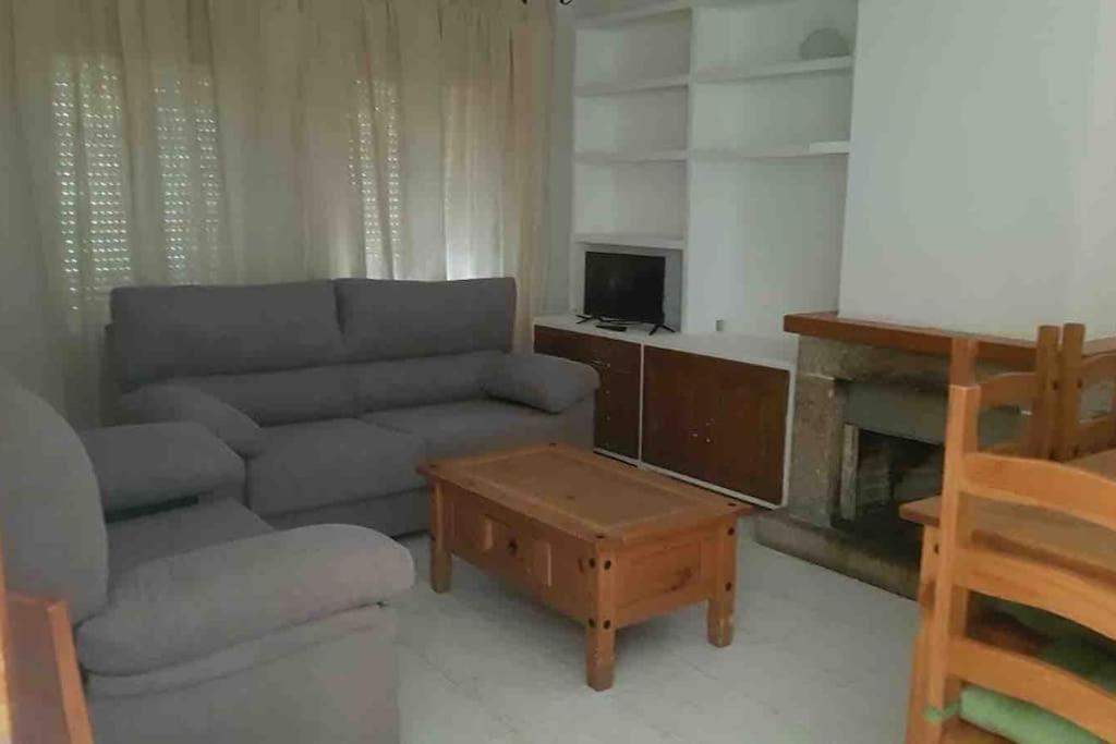Adosado Dr Fleming 12 Villa Poyales Del Hoyo Buitenkant foto